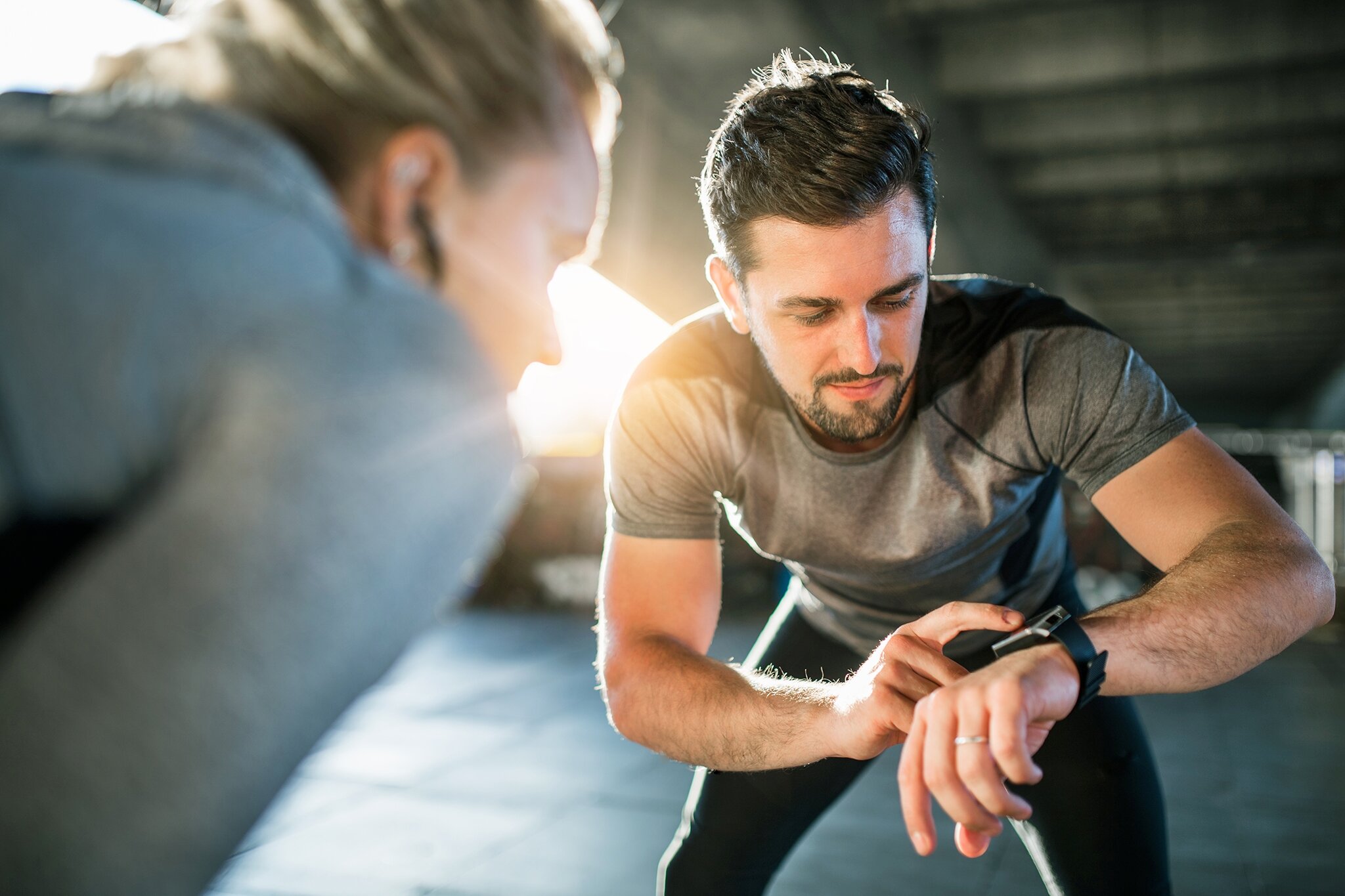 Fitness-Tracker und Smartwatches im Test - Gute Modelle für weniger als 150 Euro