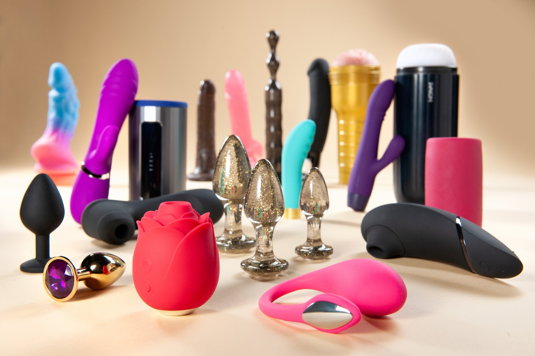 Sextoys im Test - Nur 7 Sextoys unbe­denk­lich