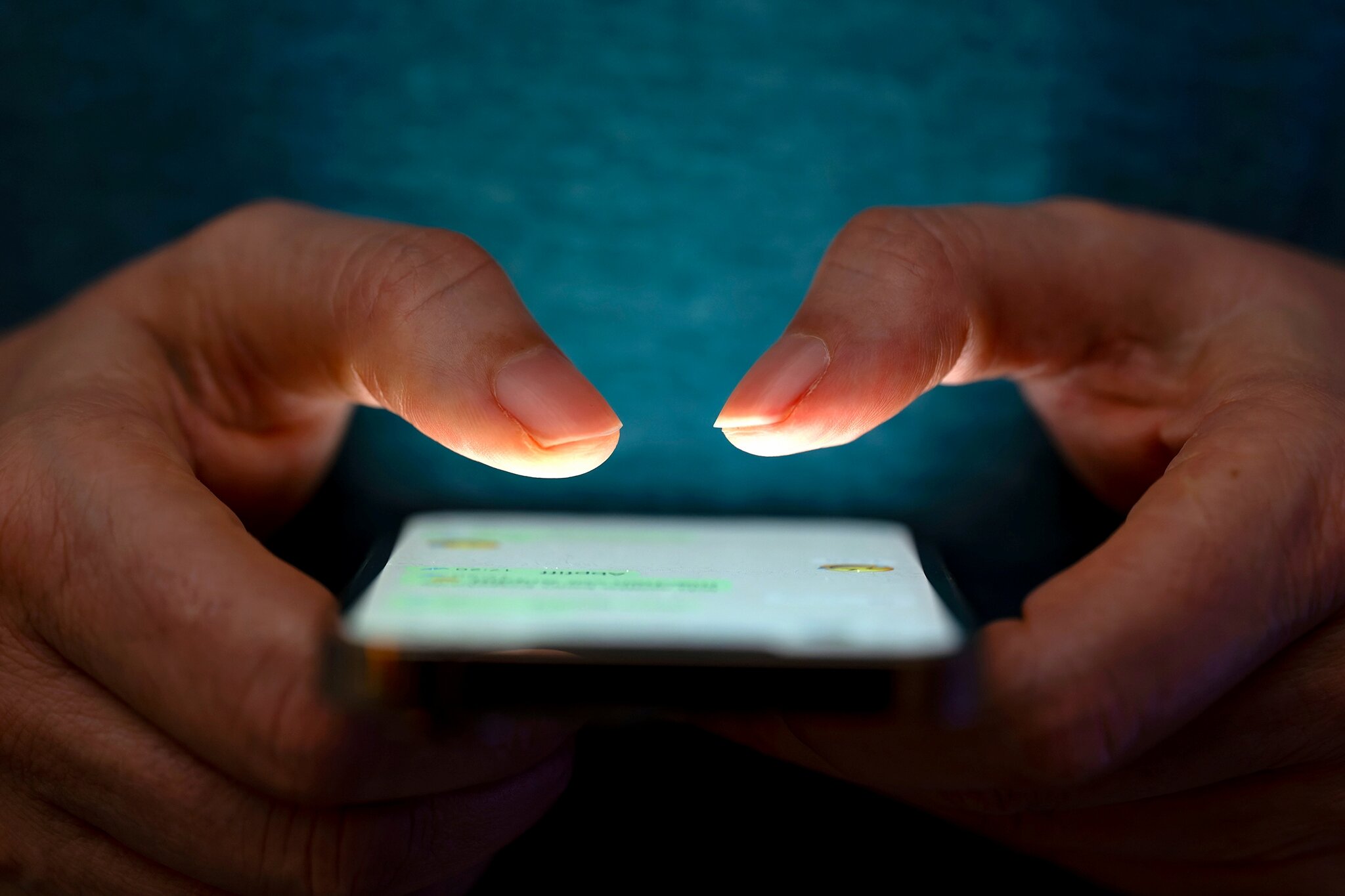 Stiftung Warentest warnt - Anlagebetrug in WhatsApp-Gruppen