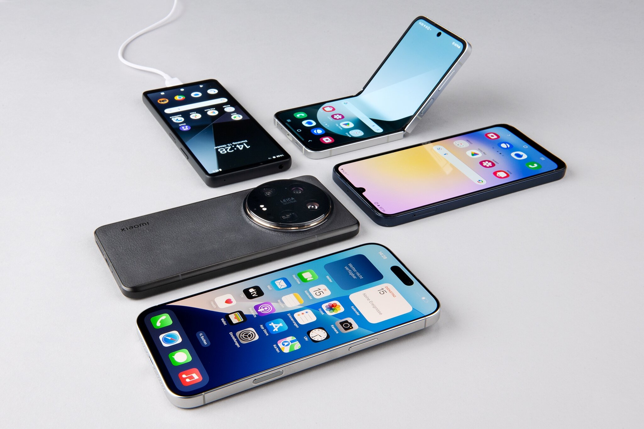 Smartphones im Test - Gute Handys gibt es für weniger als 200 Euro