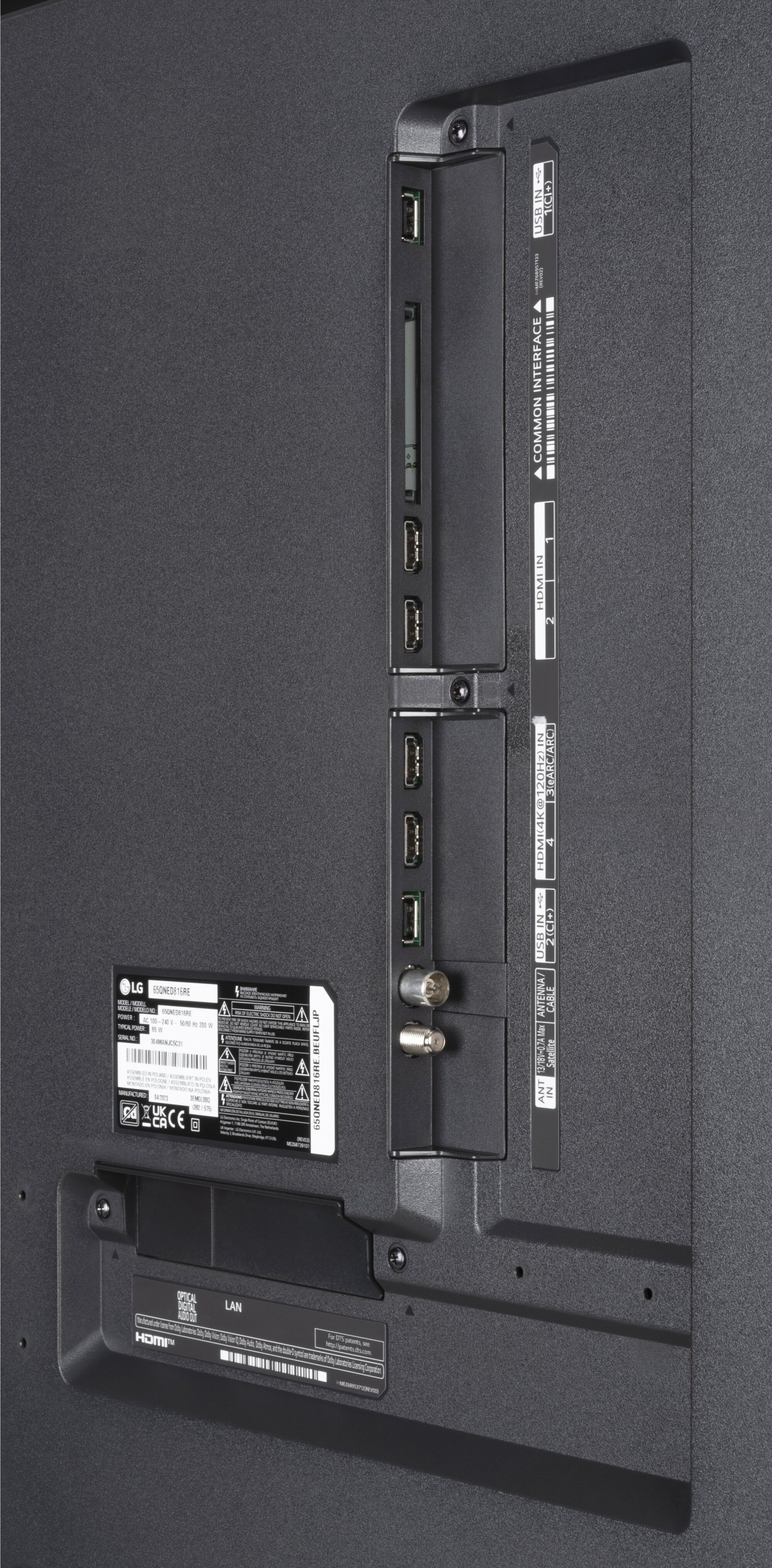 LG 65QNED816RE Anschlüsse