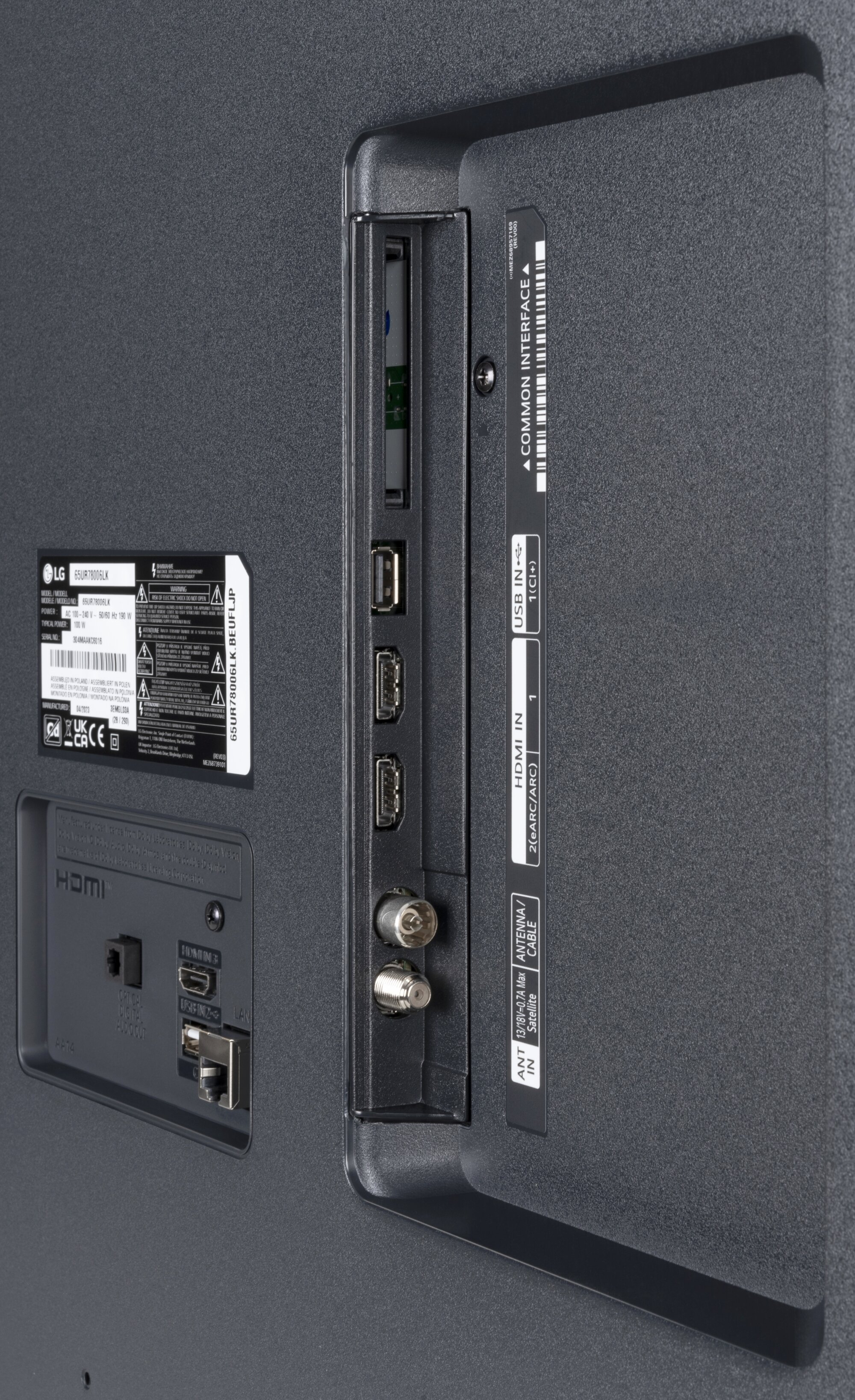 LG 65UR78006LK Anschlüsse