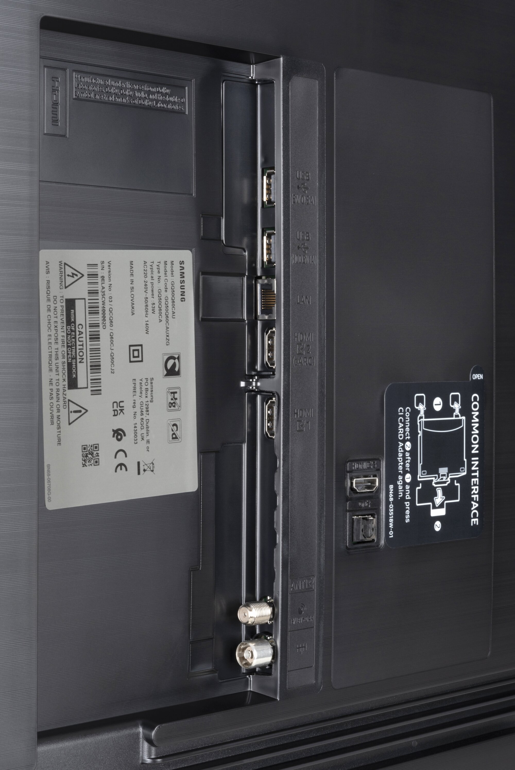 Samsung GQ50Q60CAU Anschlüsse