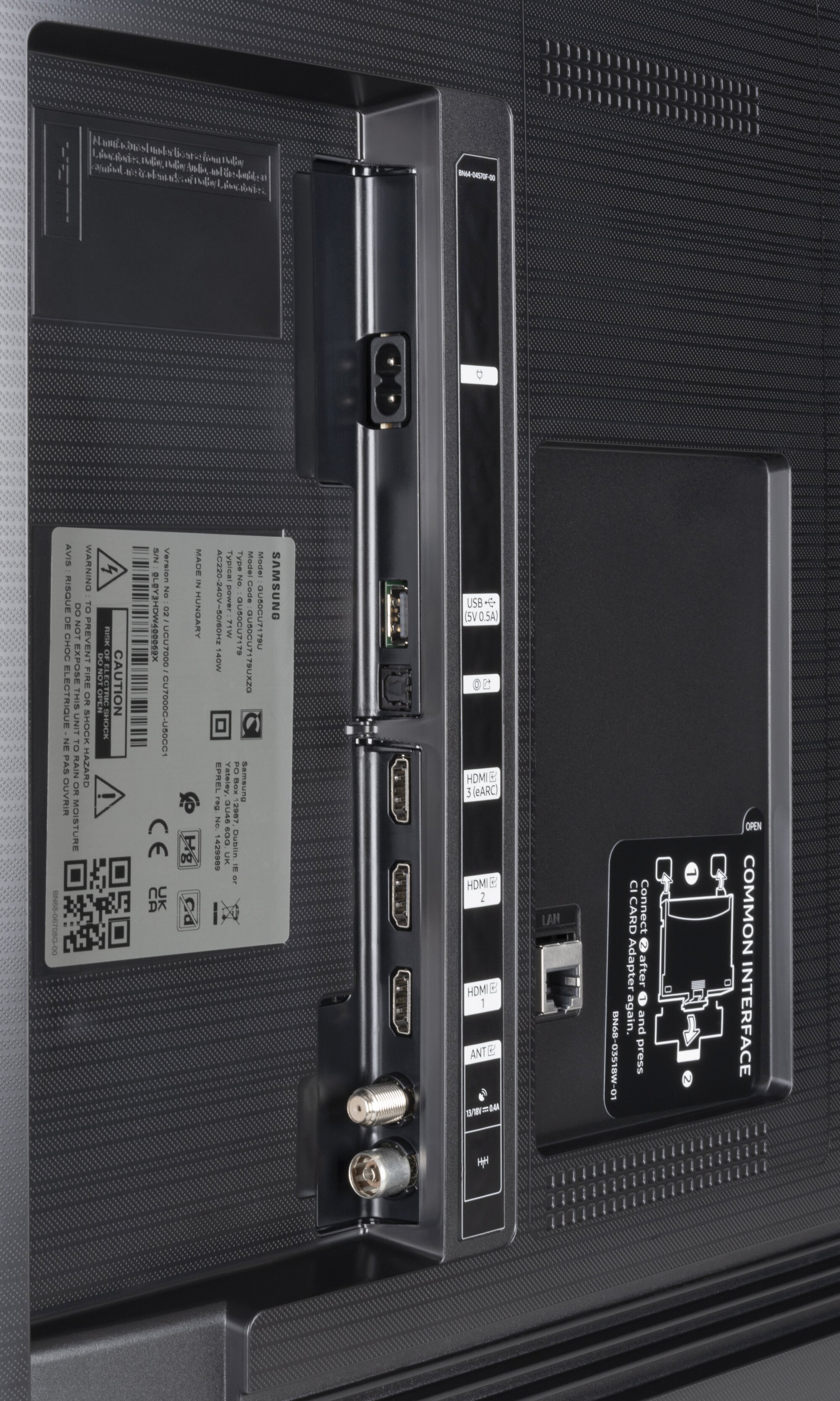 Samsung GU50CU7179U Anschlüsse
