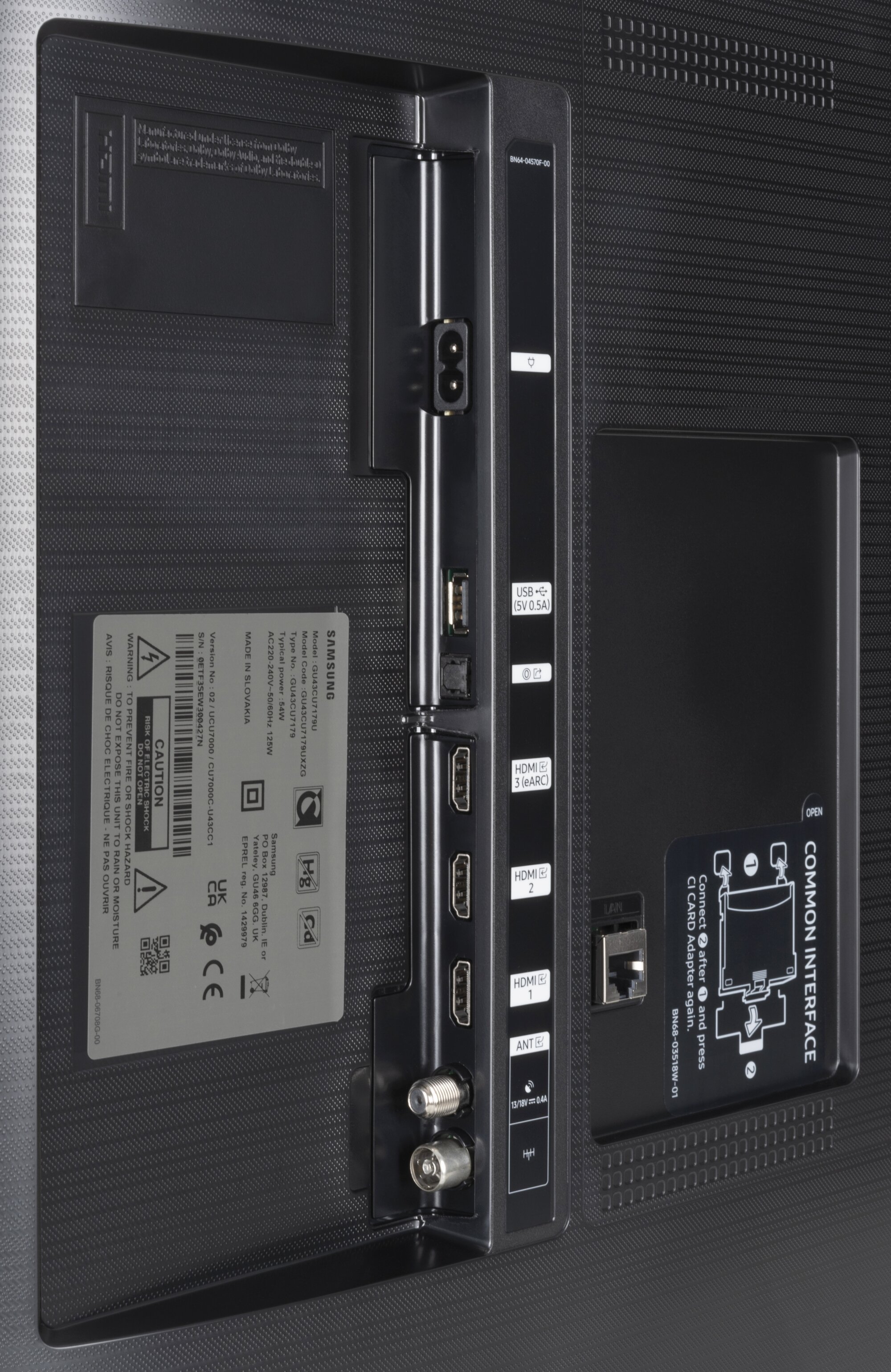 Samsung GU43CU7179U Anschlüsse