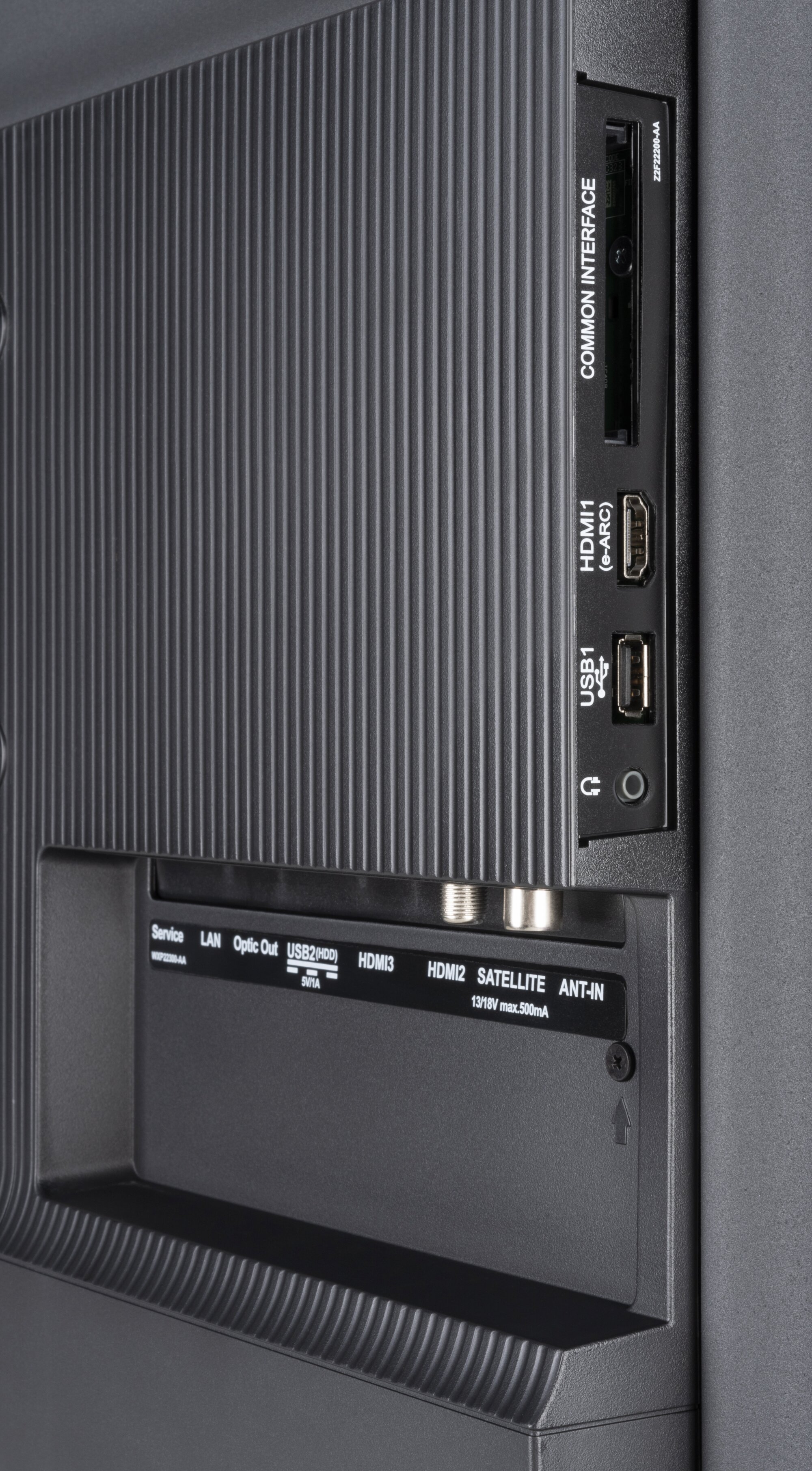 Grundig 43 GUB 7340 Anschlüsse