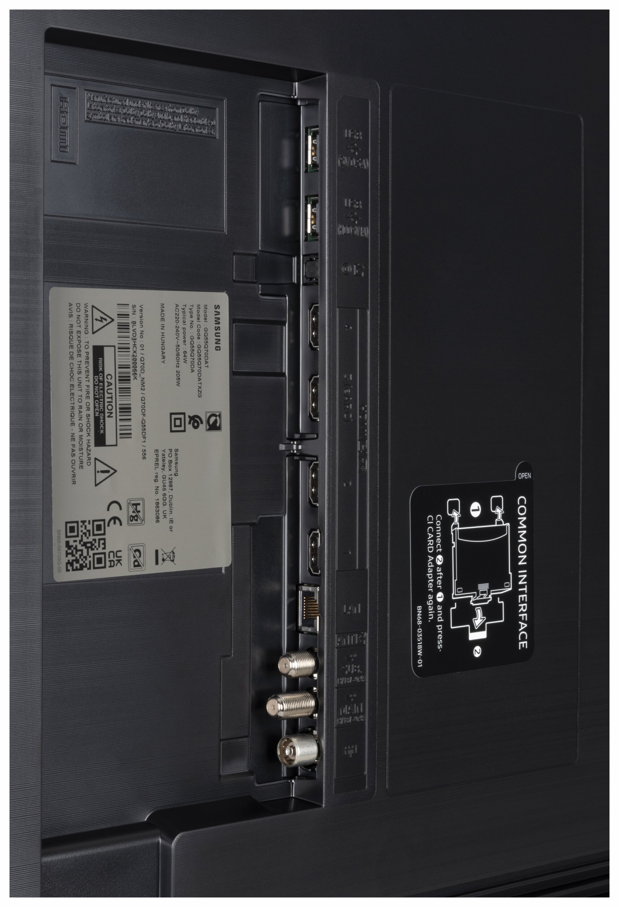Samsung GQ55Q70DAT Anschlüsse