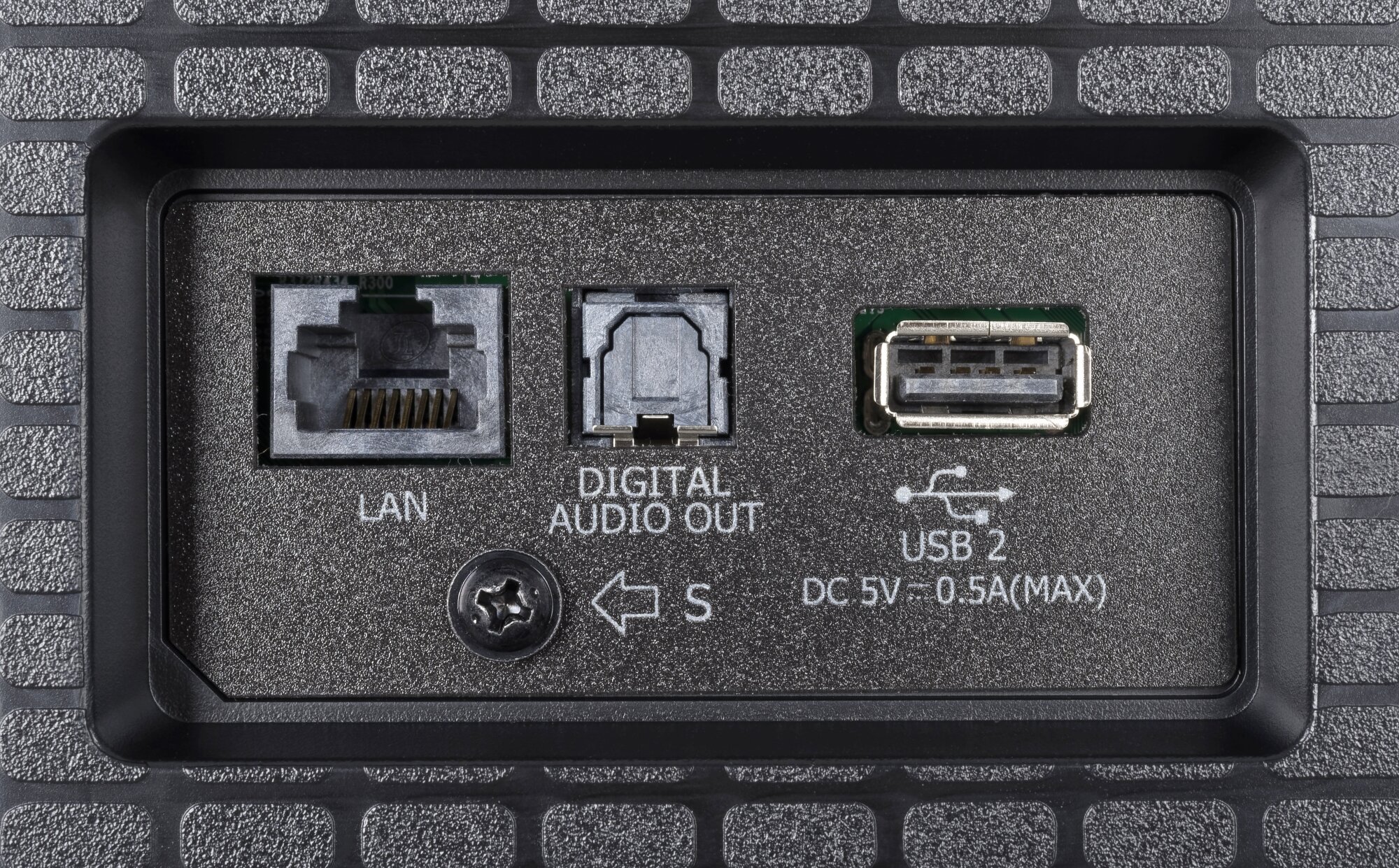Hisense 65U7Q weitere Anschlüsse