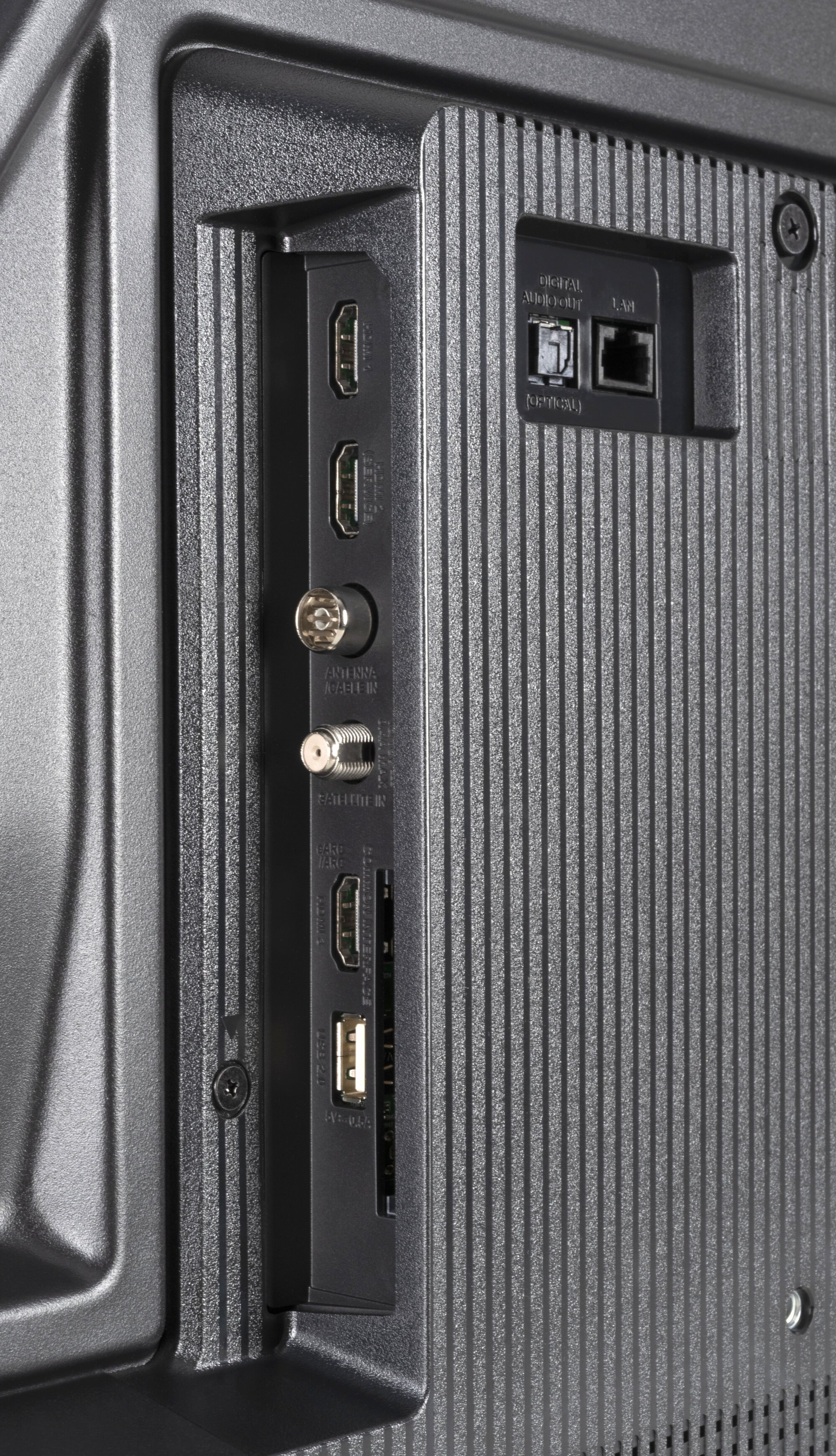 TCL 43T6C Anschlüsse