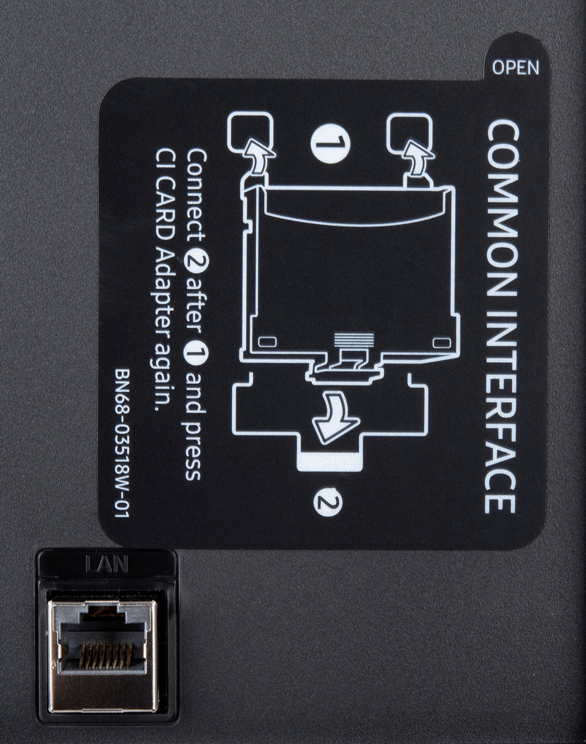 Samsung GU65AU7179U weitere Anschlüsse