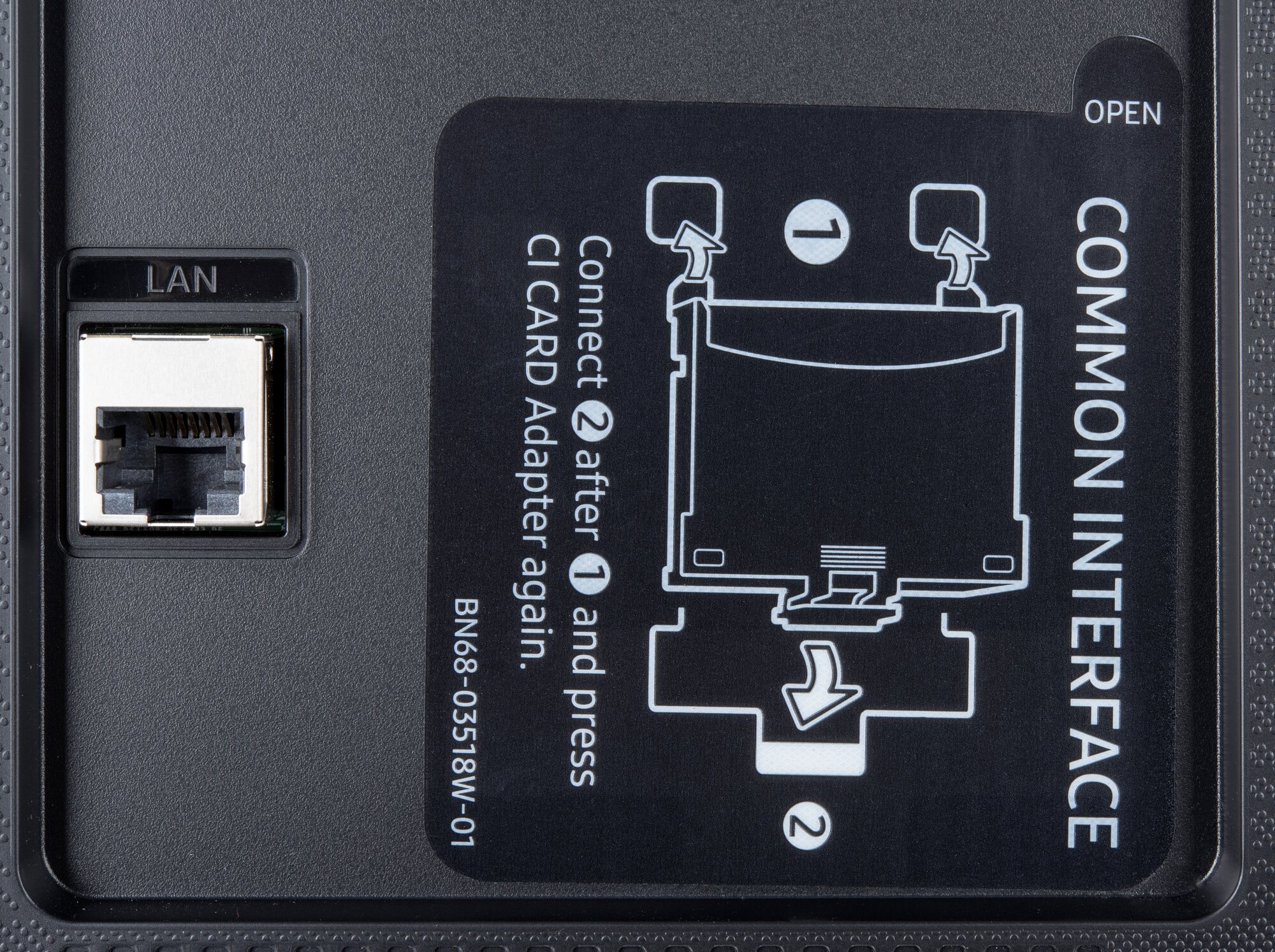 Samsung GU55AU7179U weitere Anschlüsse