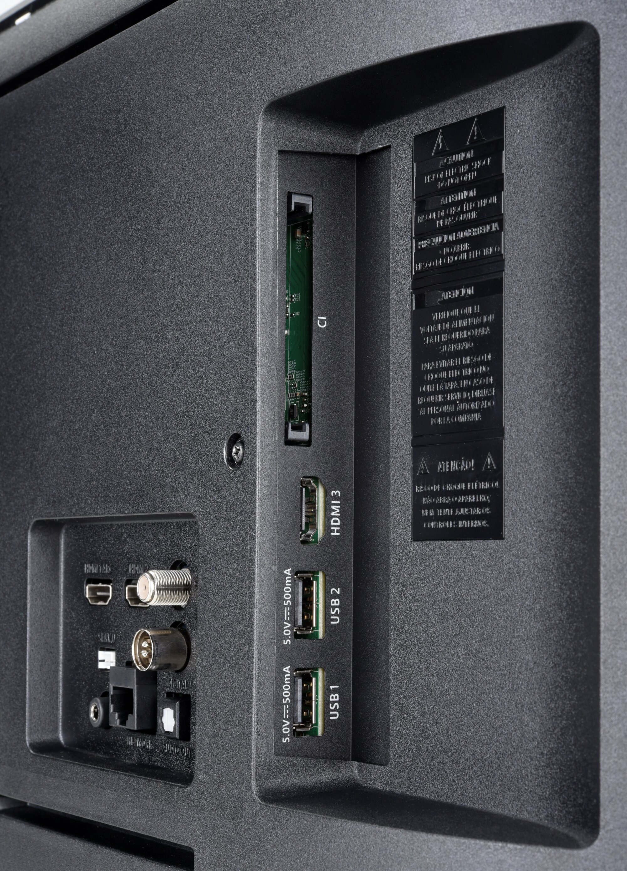 Philips 32PFS6906 Anschlüsse