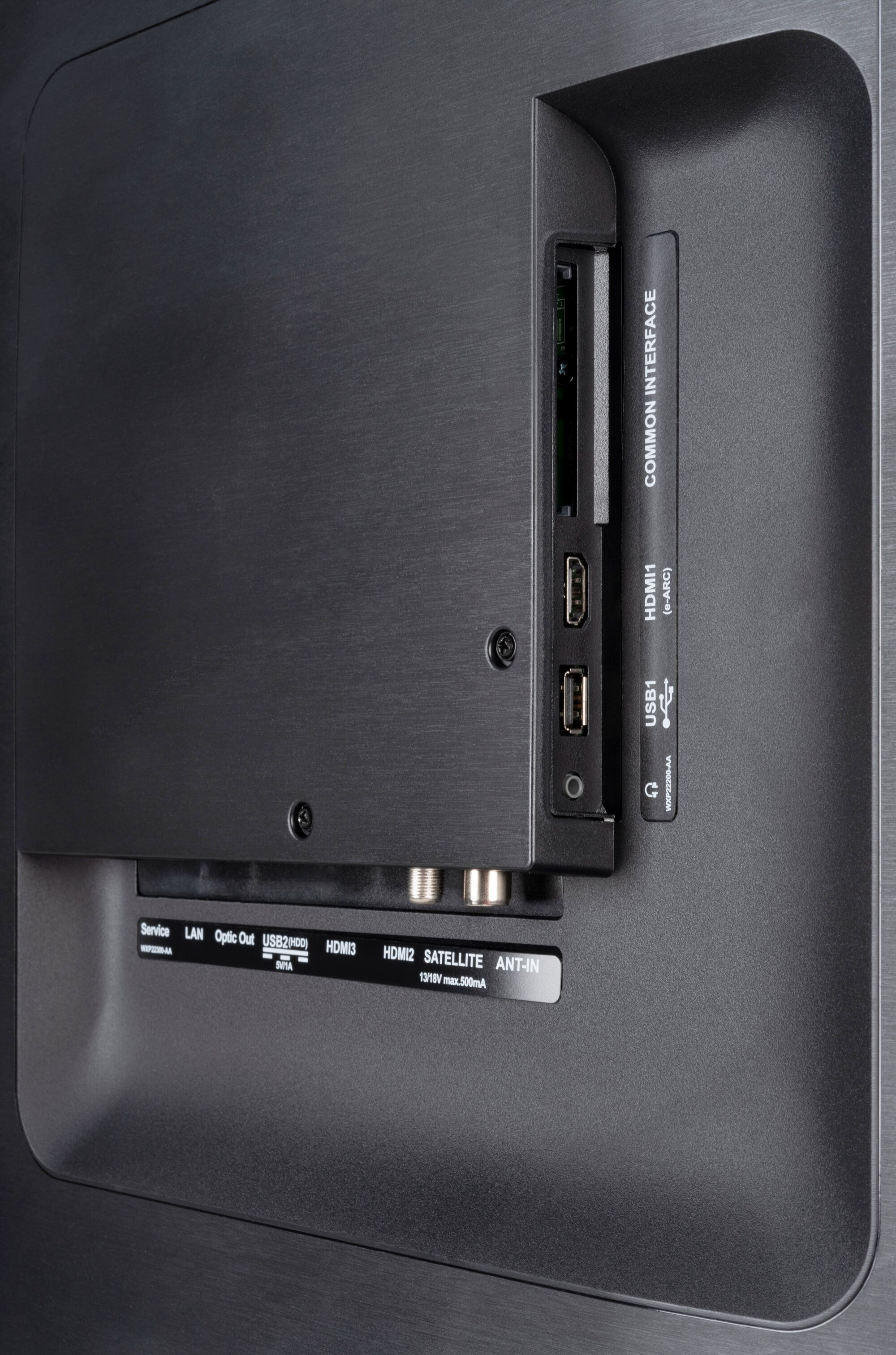 Grundig 55 GUB 8250 Anschlüsse