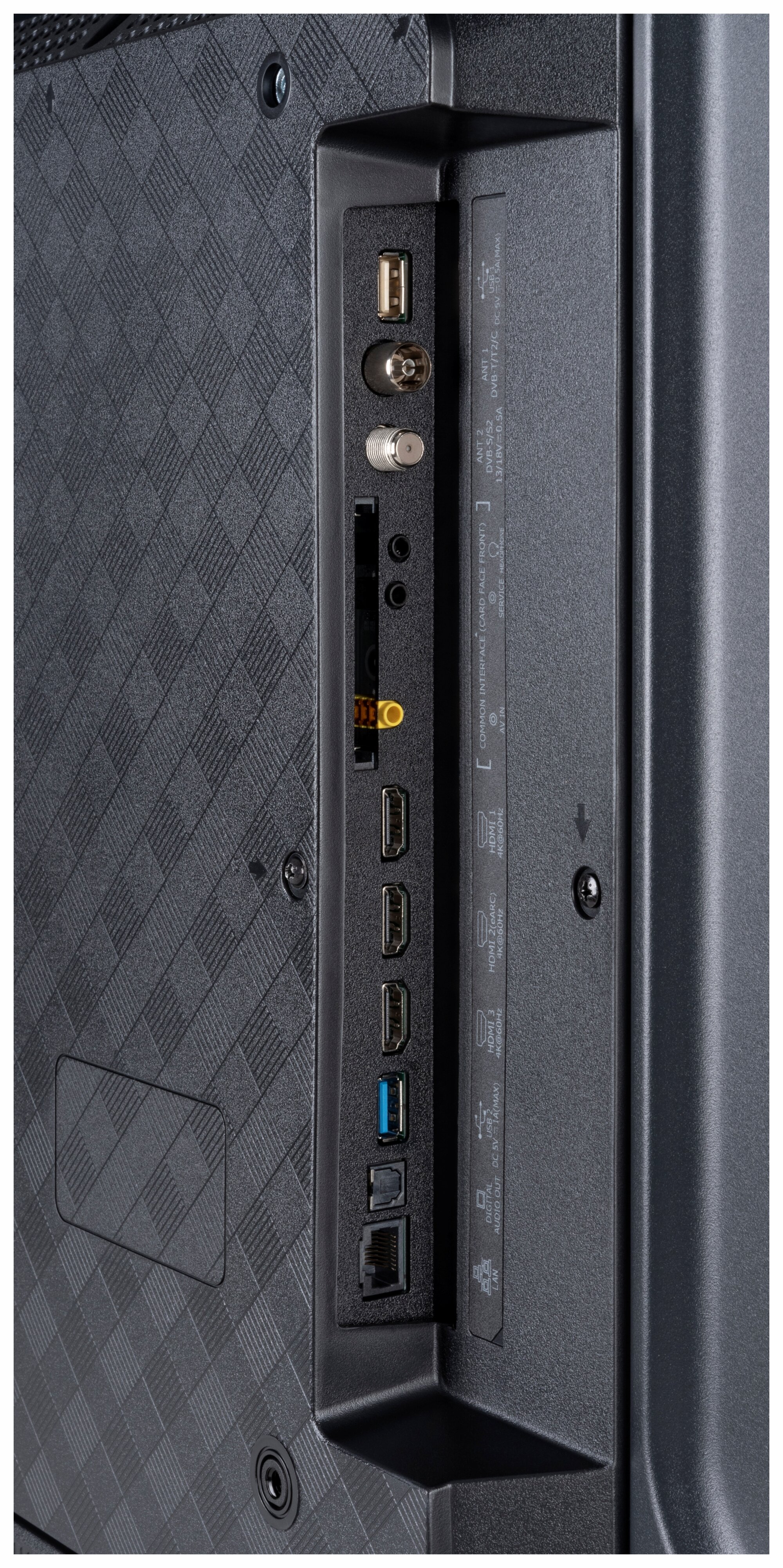 Hisense 55E78HQ Anschlüsse