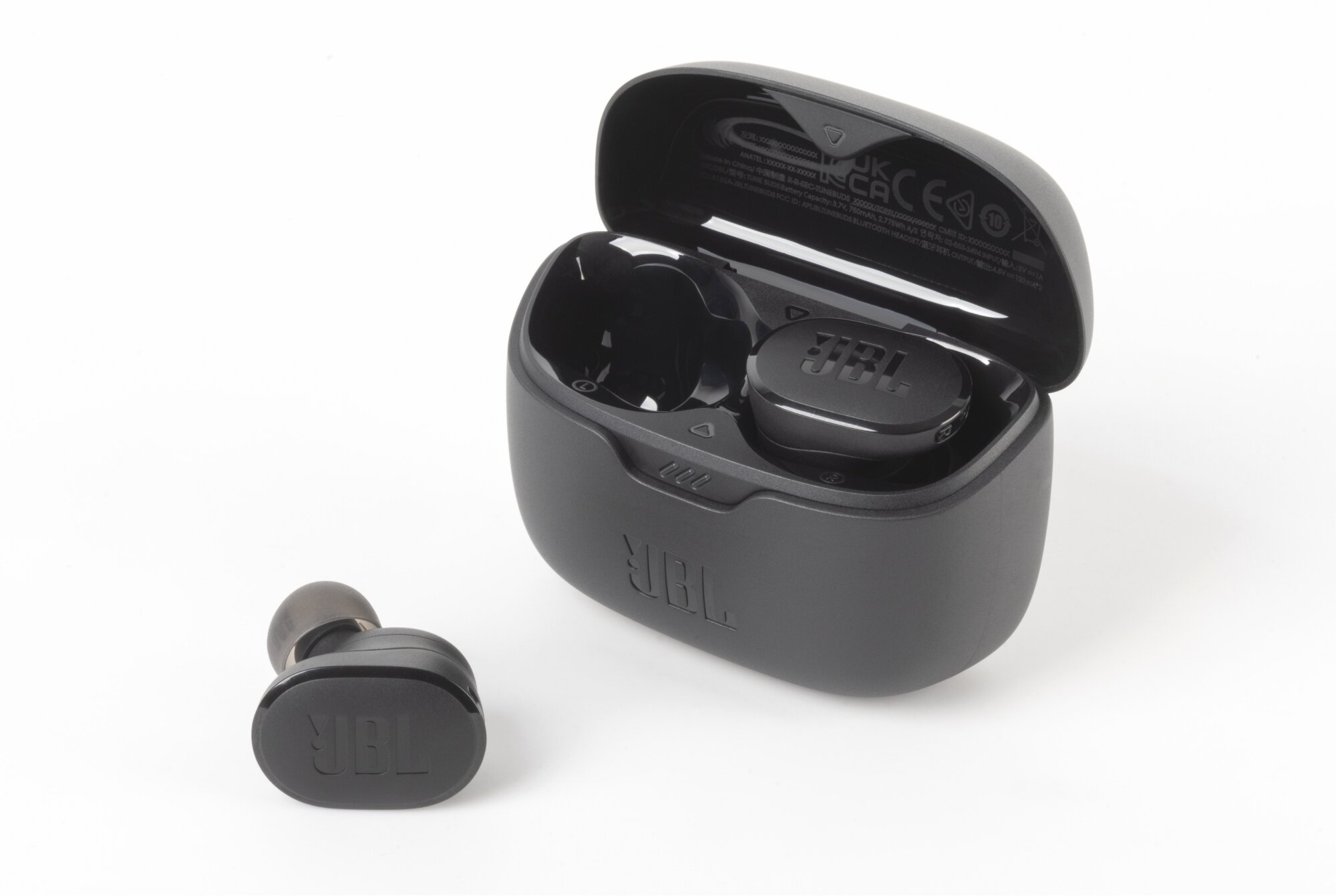 JBL Tune Buds Details